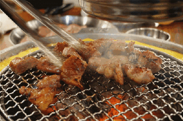 Ngày càng có nhiều người chết vì ung thư? Bác sĩ nhắc: Thà ăn cơm không còn hơn ham ăn 3 loại thịt này- Ảnh 2.