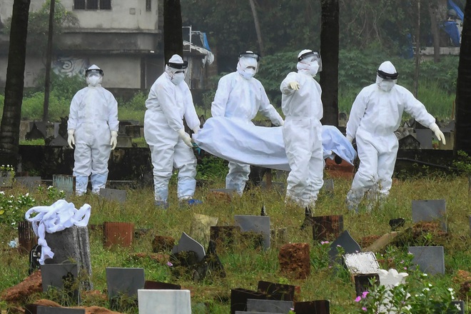 Virus Nipah có thể lây từ người sang người: 3 hành vi cần tránh ngay lúc này!- Ảnh 1.