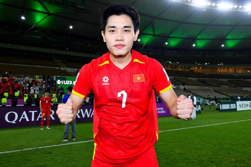 CĐV Việt Nam đồng loạt phẫn nộ khi AFC bất ngờ ngó lơ Đình Bắc 780942