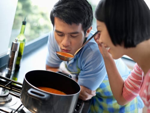 hanh phuc voi co vo xau nhung gioi nau an