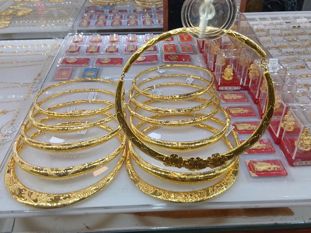Từ ngày 9/2 tới đây, người vi phạm bị tịch thu toàn bộ vàng trong trường hợp nào? - Ảnh 1.