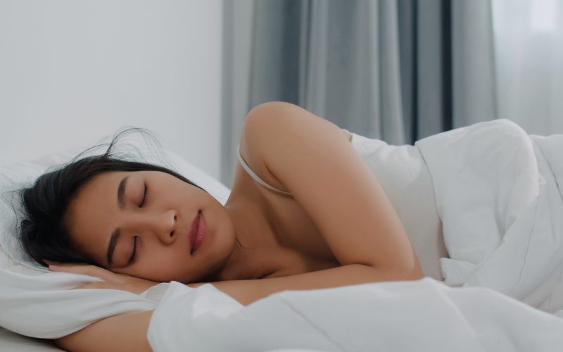 Cơ thể xuất hiện 4 biểu hiện bất thường này vào buổi sáng cảnh báo gan đang mang “mầm bệnh”: Có 3/4 thì phải đi khám ngay- Ảnh 2.