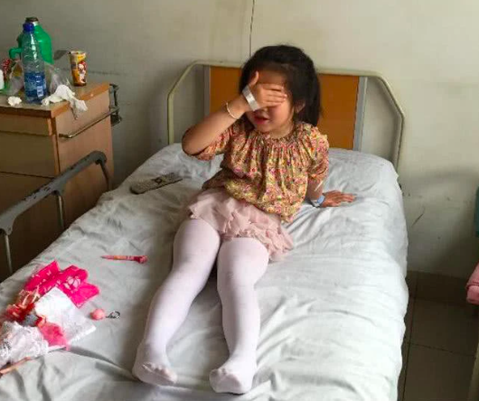 Con gái 4 tuổi mắc bệnh người lớn vì dùng chung 1 thứ với mẹ, nhiều gia đình có con nhỏ cũng đang mắc phải - Ảnh 3.