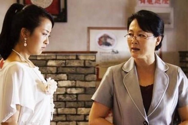 trach me chong chi cho 1 noi com dien cu ve mo ra 2 vo chong moi giat minh hoi han 3