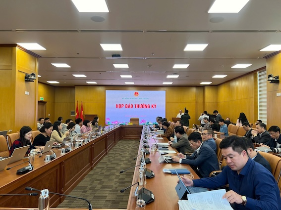 Toàn cảnh Họp báo thường kỳ tháng 11 của Bộ Nông nghiệp và Môi trường. Ảnh: Phương Anh