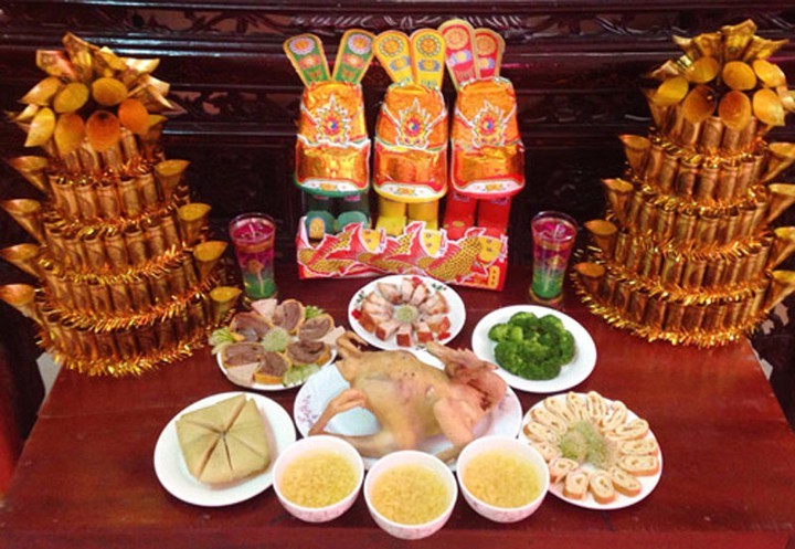 Cúng ông Công ông Táo ở bếp hay bàn thờ? Chuyên gia tâm linh hướng dẫn cách đặt mâm cỗ chuẩn nhất - Ảnh 1