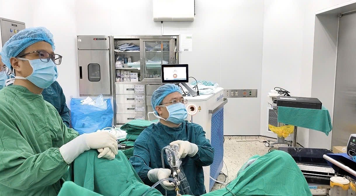 BV Bệnh Nhiệt đới TW cảnh báo căn bệnh âm thầm ở đàn ông, nguy cơ ung thư rình rập: Thấy 5 triệu chứng lạ cần đi khám ngay- Ảnh 2.