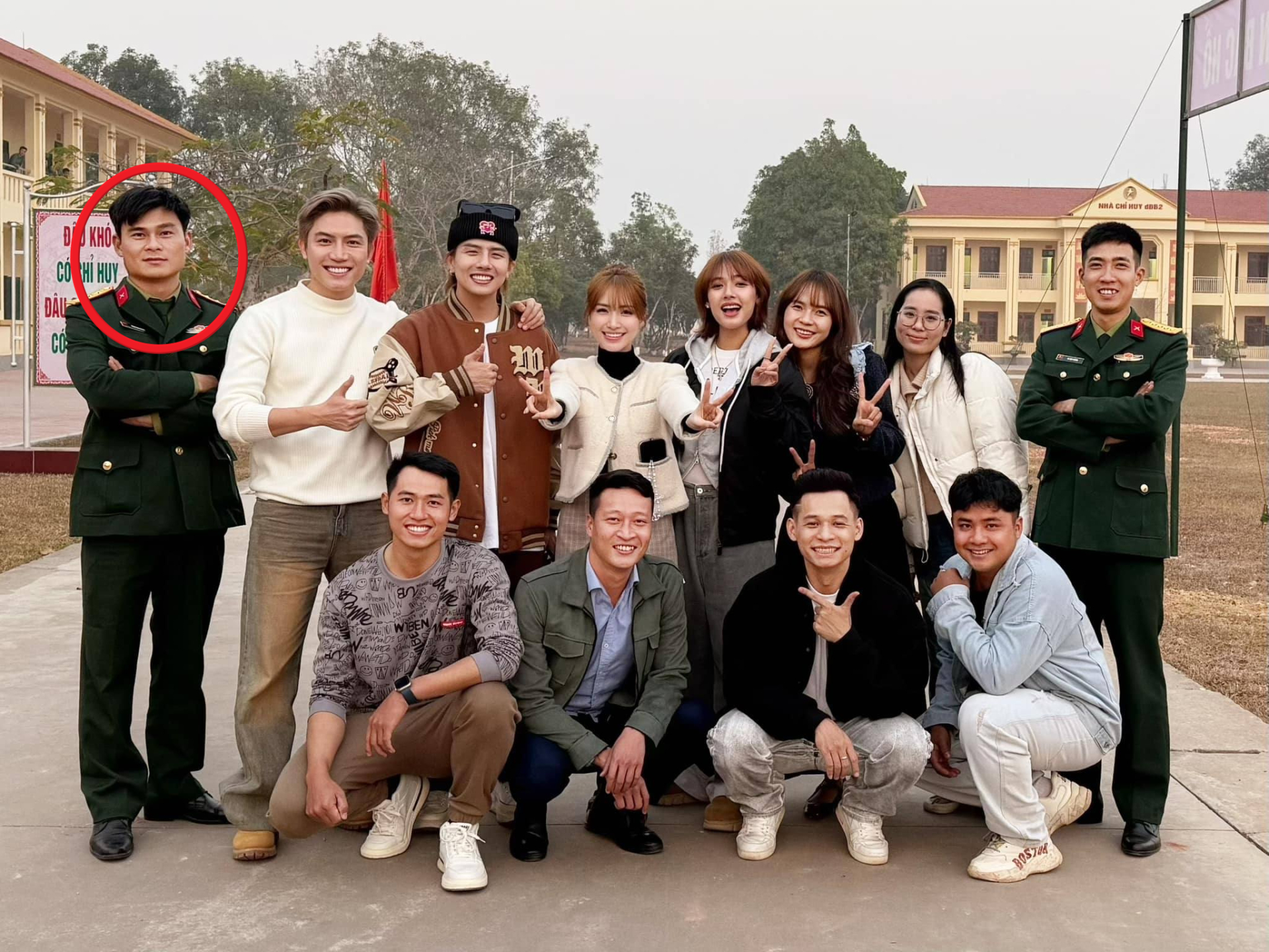 Đại úy quân đội đang yêu Hoà Minzy: Follow chỉ mình em, cùng nữ ca sĩ kín đáo làm điều đặc biệt hơn 2 năm trước- Ảnh 9.