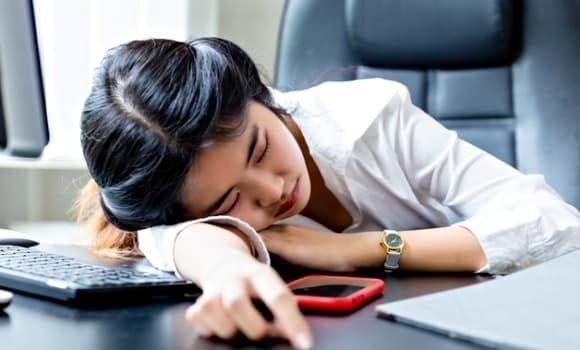 Thời gian lý tưởng cho giấc ngủ trưa là 30–60 phút.