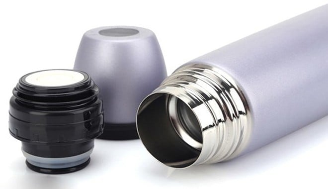 nguoi-dan-ong-bi-teo-vo-nao-do-nhiem-doc-chi-tu-binh-giu-nhiet-02