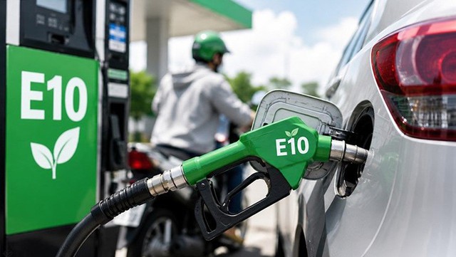 Từ 1/6 xăng E10 bán trên toàn quốc, người đi ô tô, xe máy cần lưu ý những gì? - Ảnh 2.