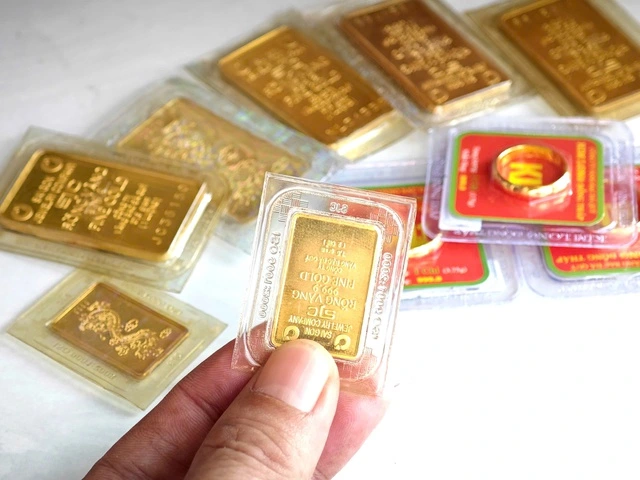Hiện tượng lạ trên thị trường vàng sáng nay - áº¢nh 1.