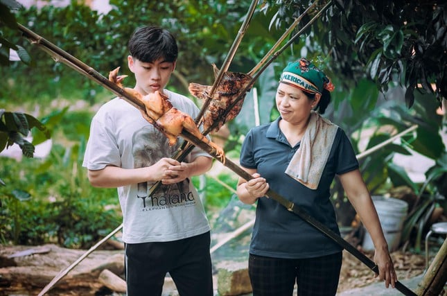 Thu nhập của bà Tuyết - đế chế “Ăn cùng bà Tuyết” - Ảnh 1.