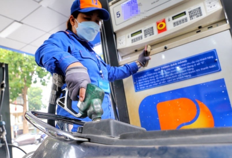 Giá dầu hôm nay 26/9: Giá dầu giảm 2%, vẫn ở mức hơn 104 USD/thùng