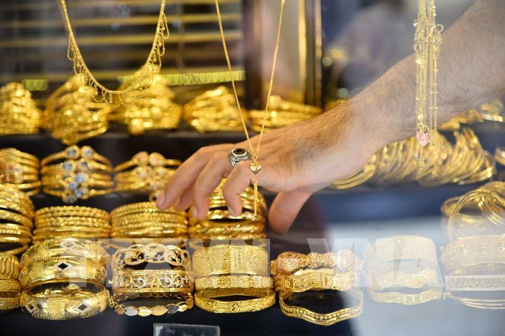 Trang sức vàng truyền thống hấp dẫn giới trẻ Trung Quốc